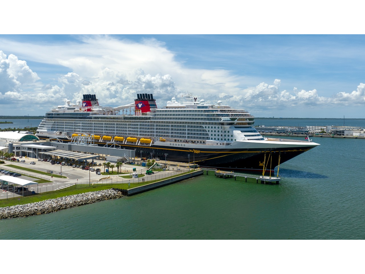 Cruise industry news Jun 2022: STC Med & Disney Wish