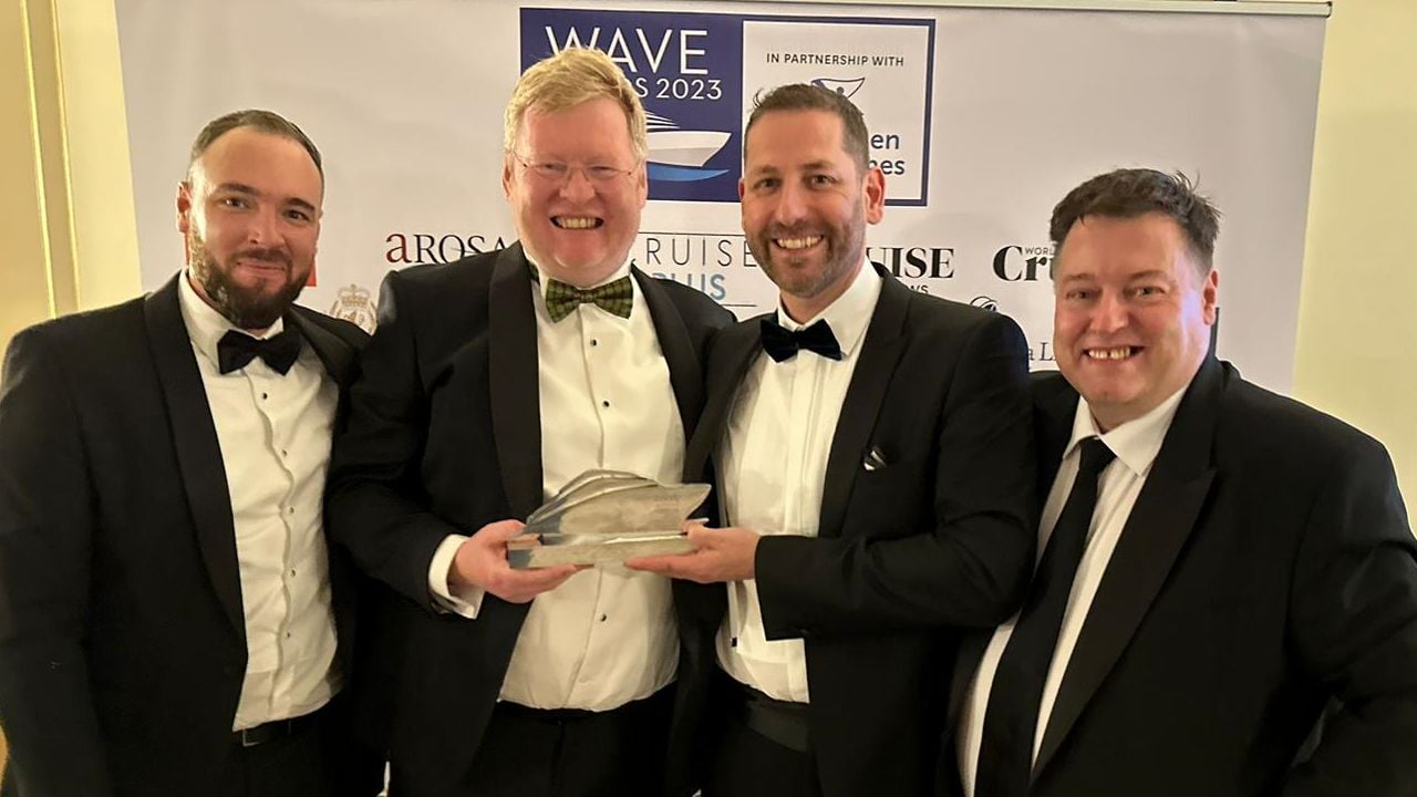 theICEway in 2023: Awards, announcements & an amazing team (the team at the Wave Awards)